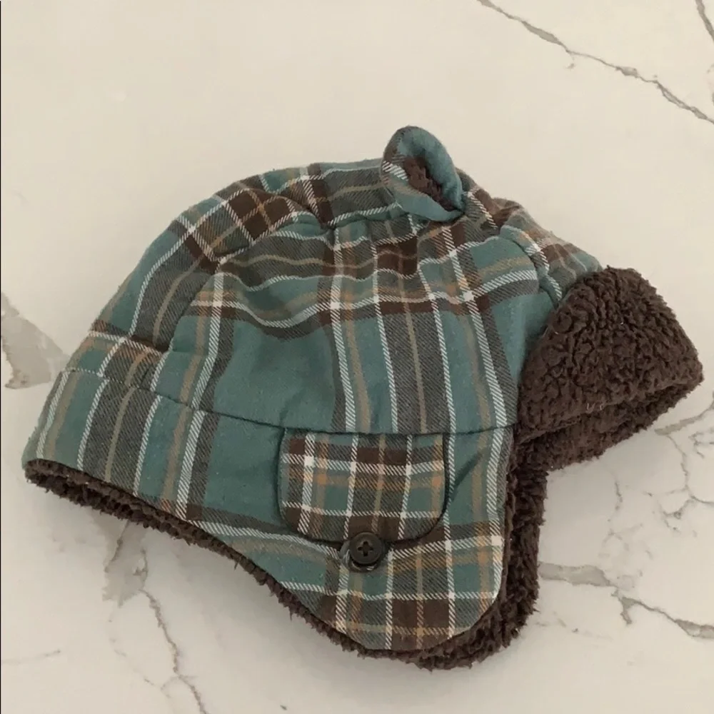 Bundle of 2 trapper hats, 2-3T